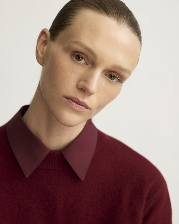 Warren Classic Crew Neck in Berry