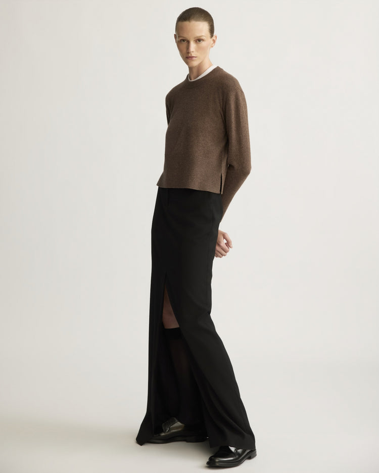 Warren Classic Crew Neck in Brownstone