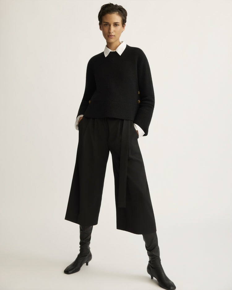 Bethune Chunky Crewneck with Side Buttons in Black