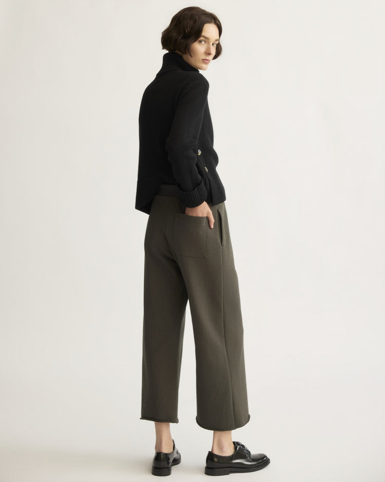 Kane Cropped Wide Sweatpants in Granite